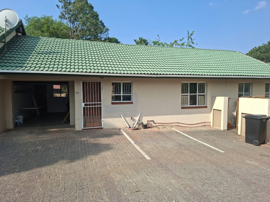3 Bedroom Property for Sale in Geelhoutpark North West